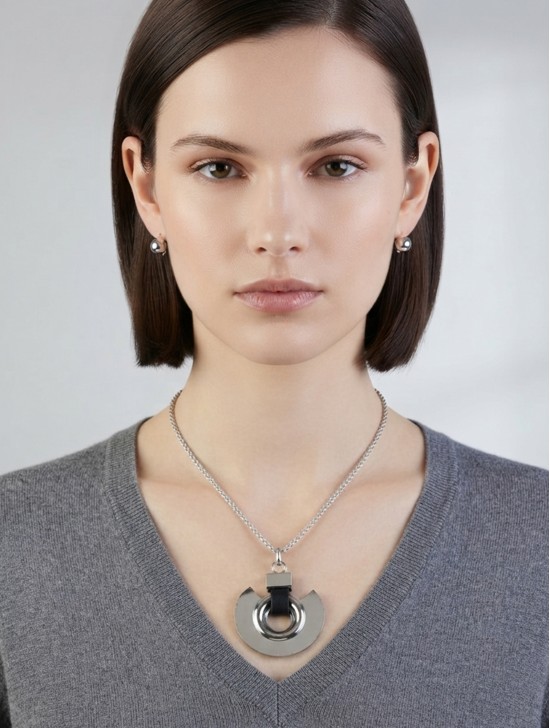 Circle Pendant Necklace & Earring Set